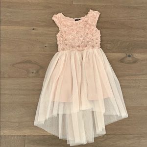 Girls dress